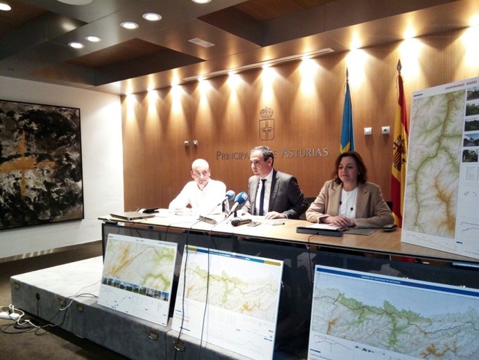 Vicente Domínguez, en el centro