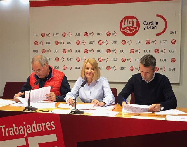 Angulo, Barrera y Raúl Santa Eufemia, en la rueda de prensa de UGT
