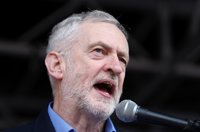 Corbyn cesa a tres parlamentarios por votar a favor de que Reino Unido permanezca en el mercado único de la UE
