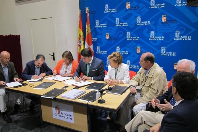 Palwncia: Quiñones y los alcaldes firman 'rehabilitare'