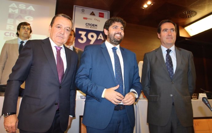 López Miras, clausura la XXXIX Asamblea General de CROEM