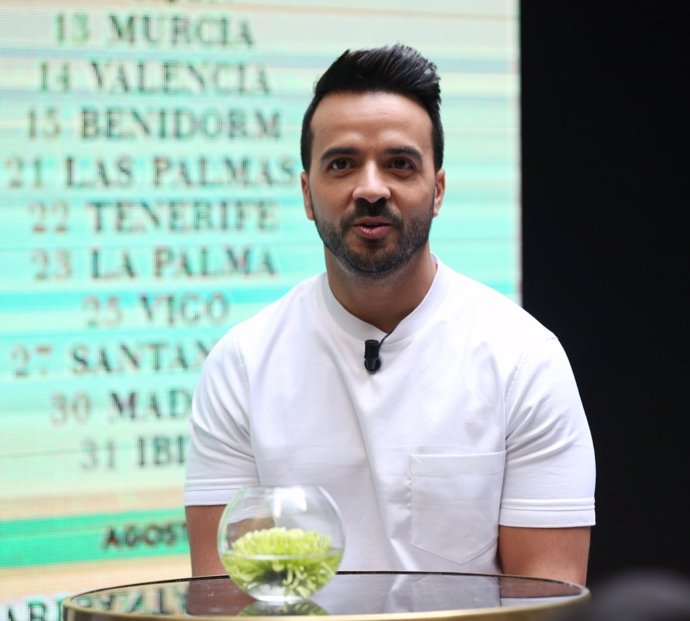 Universal entrega a Luis Fonsi un reconocimiento por Despacito