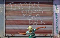 El primer ministro de Pakistán condena el "silencio" de EEUU ante la violencia en la Cachemira india