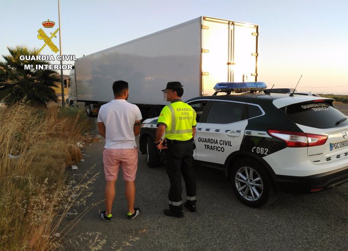 Uno de los camioneros interceptados