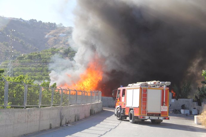 Incendio en Almuñécar (Granada)