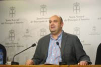 Leal (Foro) critica la decadencia demográfica de Asturias mientras el Gobierno se dedica a "organizar tertulias"