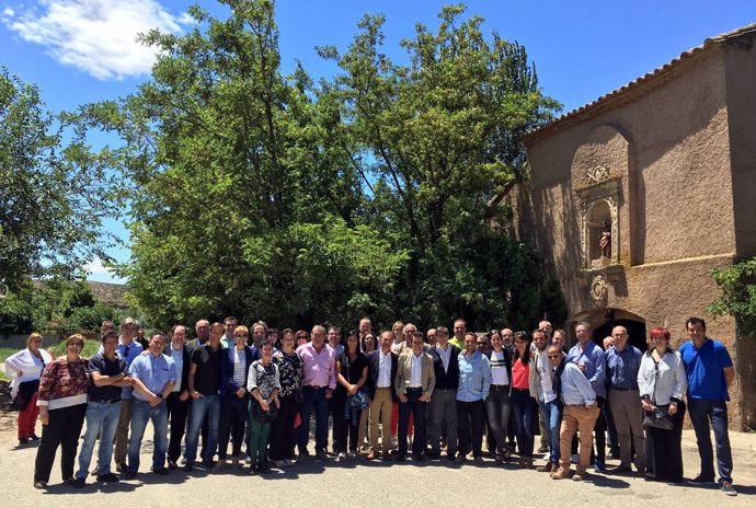 Representantes del PAR en el Monasterio de Sijena.