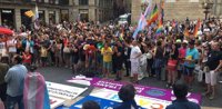 AMP.- Unos 1.500 manifestantes en Barcelona por los 40 años de la marcha LGTBI en Barcelona