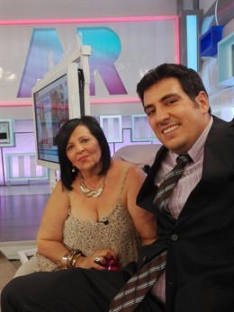 Pilar Abel al costat del seu advocat Enrique Blánquez