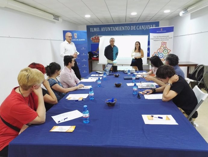 Canjáyar ha sido sede de un curso sobre sucesión en la empresa familiar.