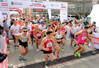 Más de 500 corredores participan en la IV Milla María de Villota