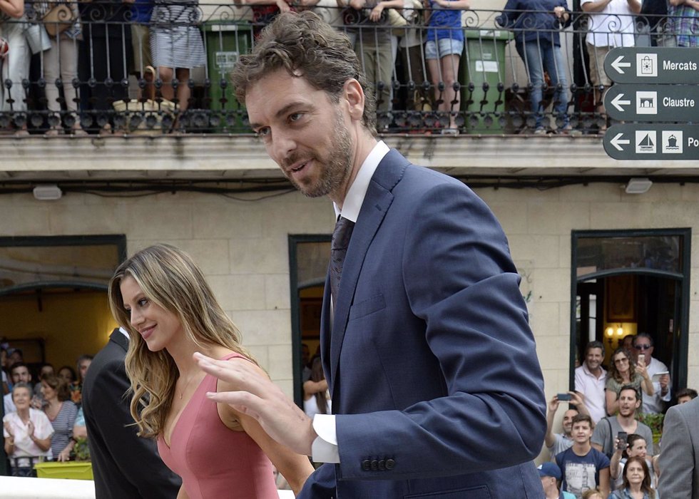 Los hermanos Gasol se van de boda./ Europa Press