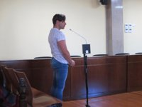 Acepta tres años de cárcel por herir de un disparo al portero de una discoteca de Linares