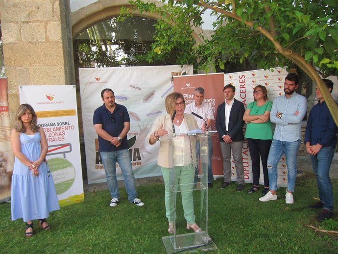 Balance de dos años de legislatura de Diputación de Cáceres                   