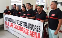 CCOO convoca una huelga "los días claves del verano" para los bomberos en el aeropuerto de Sevilla