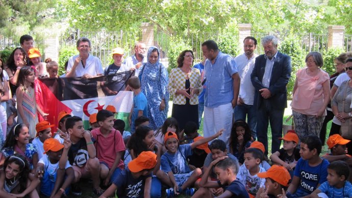 Recepción en el Gobierno de Aragón de participantes en 'Vacaciones en paz'
