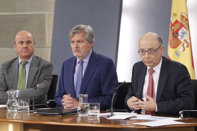 Luis de Guindos, Iñigo Méndez de Vigo i Cristóbal Montoro