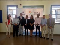 Cinco empresas de aguas de la Costa del Sol encargan un estudio a la UMA sobre las 'natas' del litoral