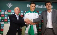 Tello: "El Betis siempre tiene que estar lo más arriba posible"