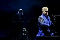 Condenado un adolescente británico que planeó atentar en un concierto de Elton John en Londres