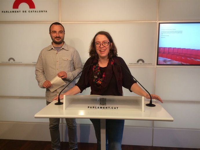 Els diputats de la CUP Eulàlia Reguant i Albert Botran