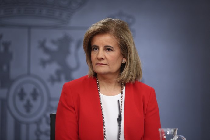 Fátima Báñez en roda de premsa després del Consell de Ministres