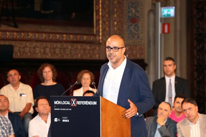 : El President De l'Associació Catalana De Municipis, Miquel Buch