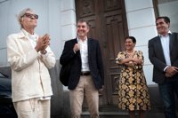 Clavijo elogia la retrospectiva de Dámaso en el CAAM y lo califica como "uno de los grandes" de Canarias