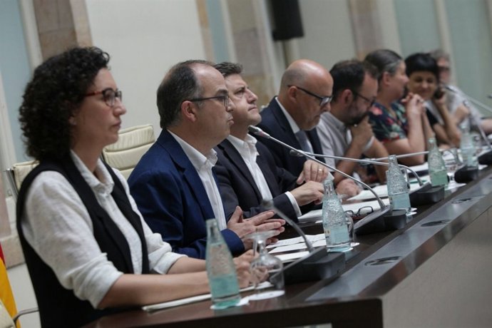 JxSí i CUP expliquen el projecte de llei del referèndum
