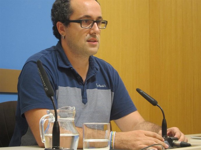 El consejero de Servicios Públicos y Personal de Zaragoza, Alberto Cubero