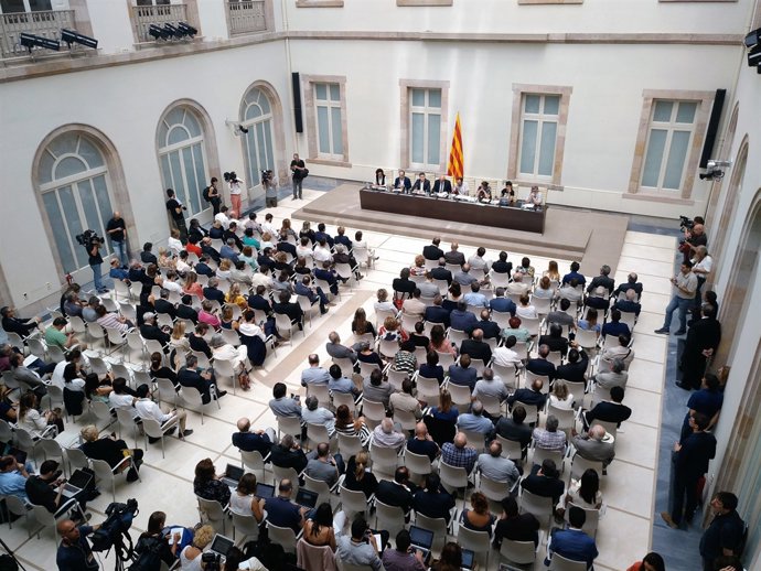 Presentació del projecte de llei del referèndum a l'auditori del Parlament