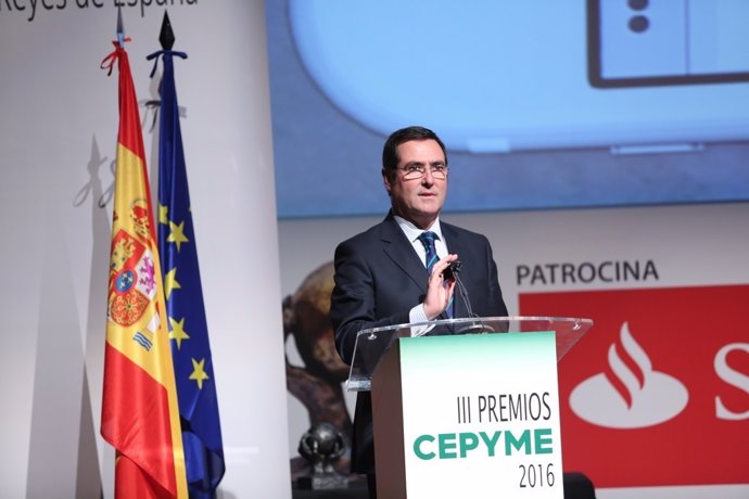 Antonio Garamendi en el acto de entrega de los III Premios Cepyme 2016