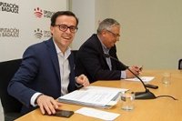 El presidente de la Diputación de Badajoz defiende al hermano de Pedro Sánchez como el "mejor" para el puesto