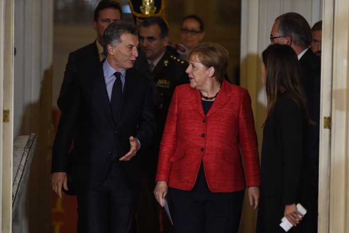 Germany's Chancellor Angela Merkel  and Argentina's President Mauricio Macri arr