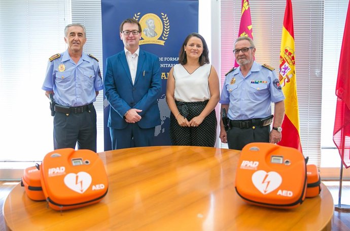 Lola Sánchez y Francisco Javier Pujante