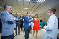 Vara visita en Sevilla las instalaciones de El Cubo para conocer el proyecto Open Future de Telefónica Andalucía
