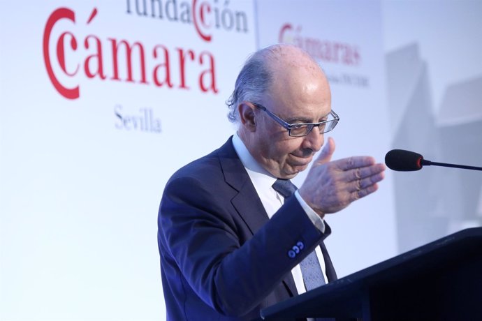 El ministro de Hacienda y Función Pública, Cristóbal Montoro