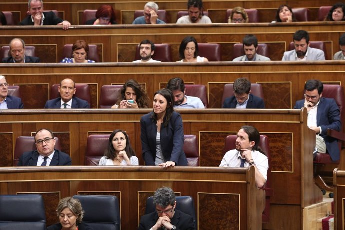 Irene Montero en la votació de la moció de censura 