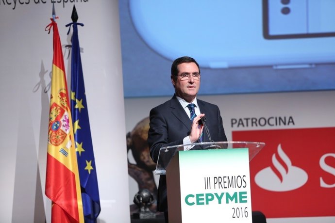 Antonio Garamendi en el acto de entrega de los III Premios Cepyme 2016