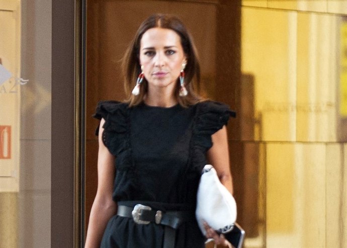 Paula Echevarría se refugia en amigas ante la ausencia de Daniella/ Europa Press