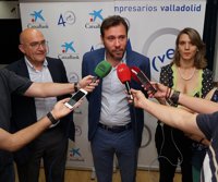 Puente espera resolver el conflicto de Auvasa "y tomar decisiones" este mismo mes