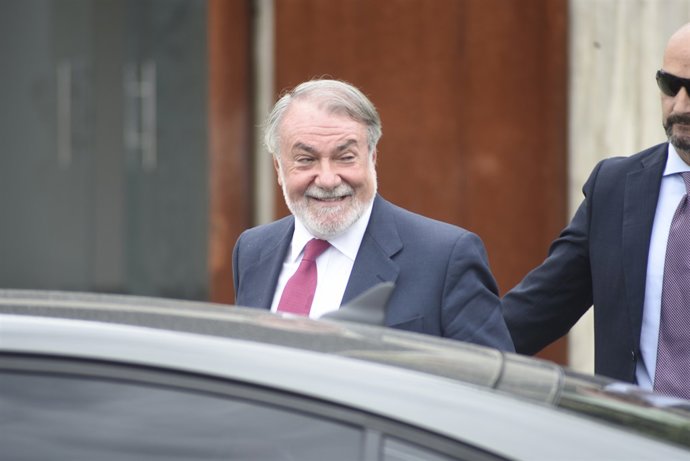 Mayor Oreja declara a l'Audiència Nacional pel cas Gürtel