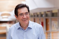 Martinón se compromete a revisar los horarios en la ULL "título a título" para ayudar a descongestionar la TF-5