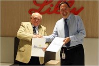 Lilly España y Acción Psoriasis firman un acuerdo para mejorar las condiciones de los pacientes con psoriasis