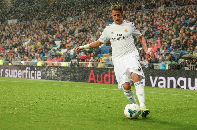 Fábio Coentrão en la trobada davant el Rayo Vallecano
