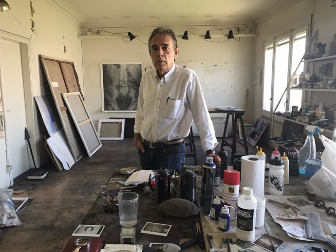 Joan-Pere Viladecans en su estudio