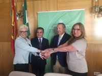 Salud y la Obra Social 'la Caixa' renuevan un convenio para mejorar la alimentación infantil en riesgo social