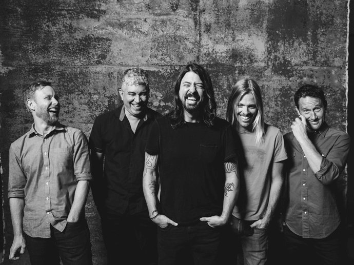 FOO FIGHTERS