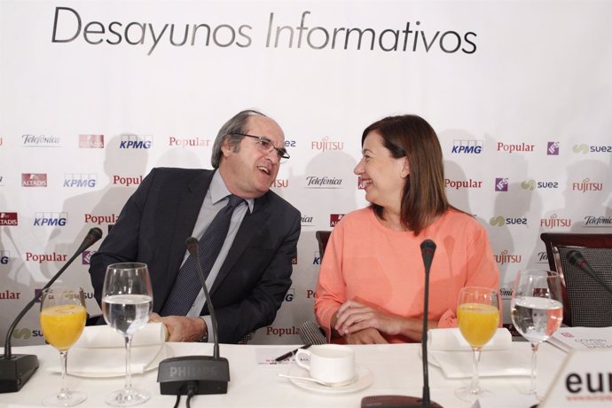 Ángel Gabilondo y Francina Armengol en un desayuno informativo de Europa Press