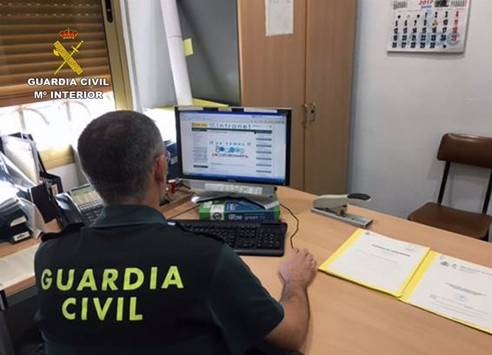 La Guardia Civil Detiene Al Presunto Autor De Un Atraco A Una Vecina De Mula